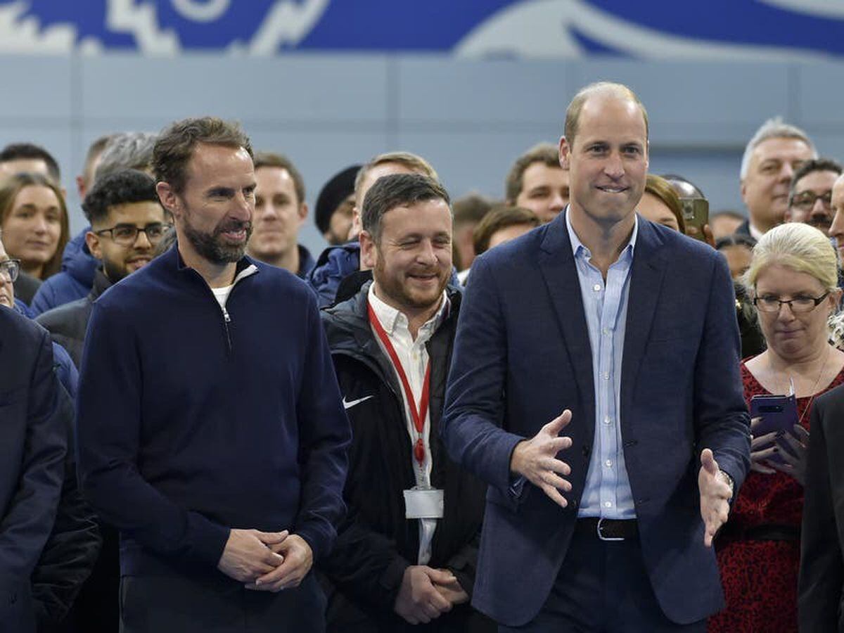 William meets Southgate ahead of World Cup campaign during football centre visit