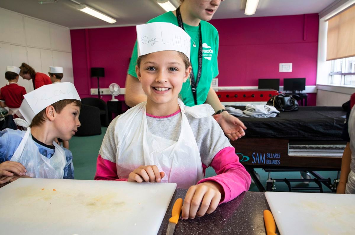 Picture by Sophie Rabey.  05-08-19.  Youth Commissions Summer Playscheme is focusing on teaching children to eat well and learn more about sugar intake.  Lily Guariento.. (25436944)