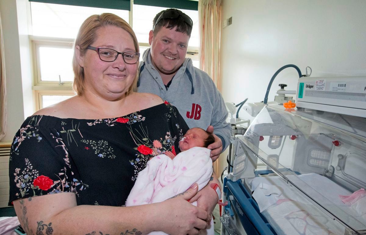 Premature baby’s first feed a tech triumph | Guernsey Press