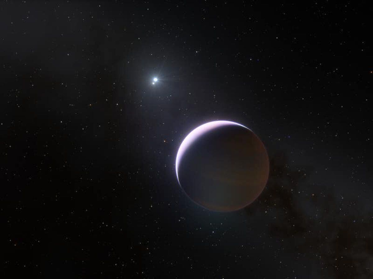 Planet seen orbiting two-star system hotter than the Sun