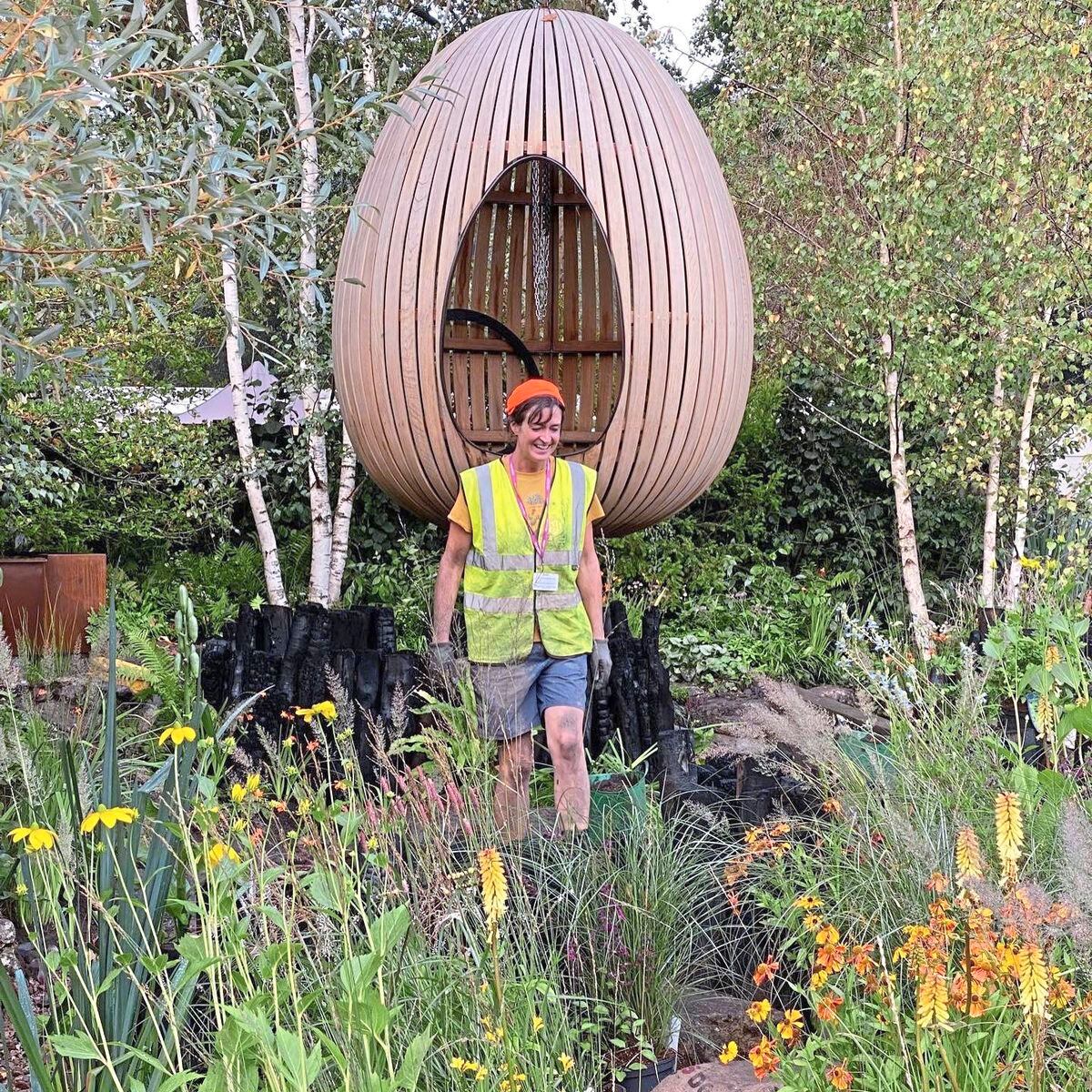 Jane Porter working at Chelsea 2021 on the Yeo Valley Garden designed by Tom Massey. (Picture by Petra Sturgeon)