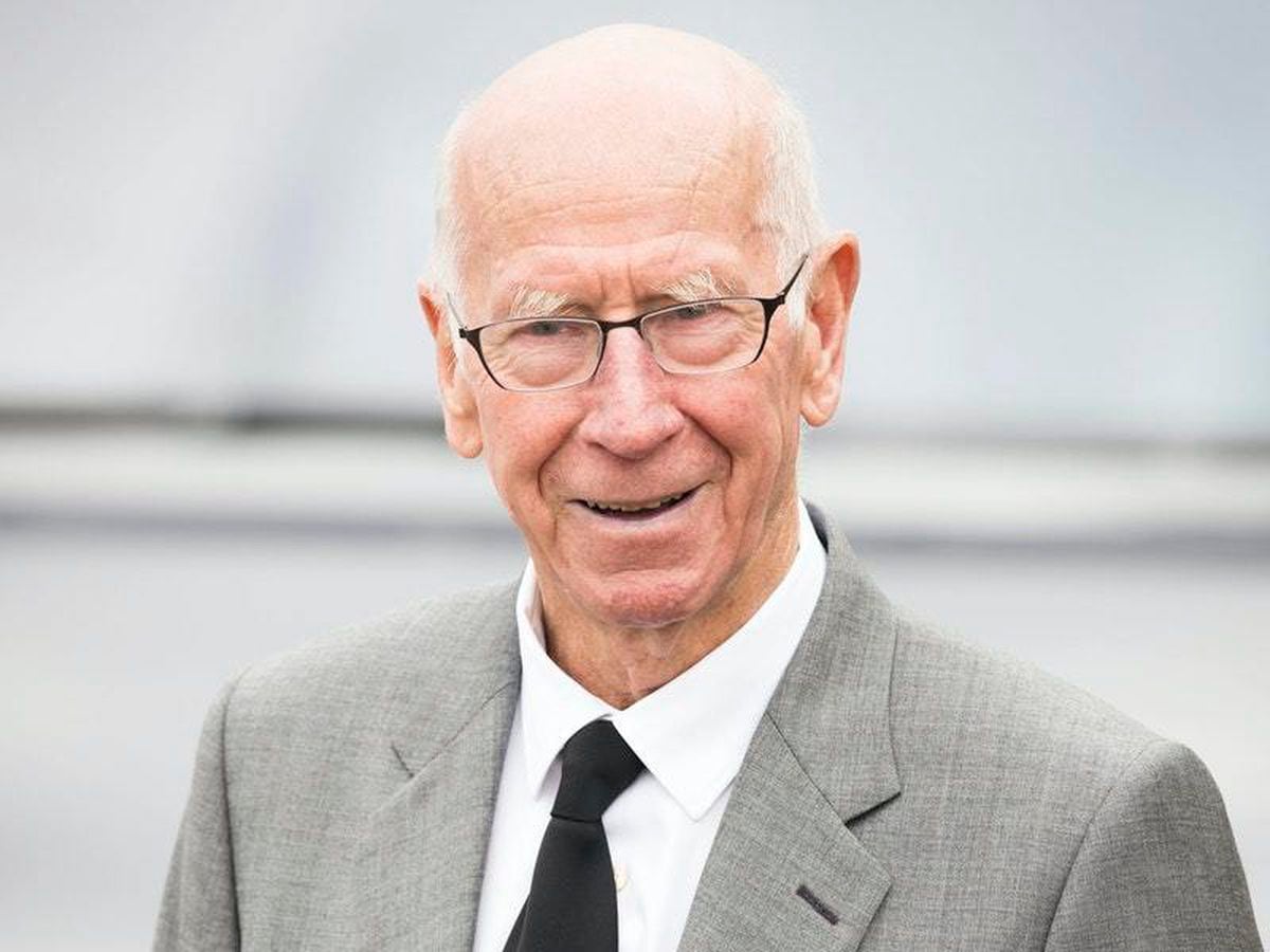 England and Manchester United great Sir Bobby Charlton diagnosed with ...