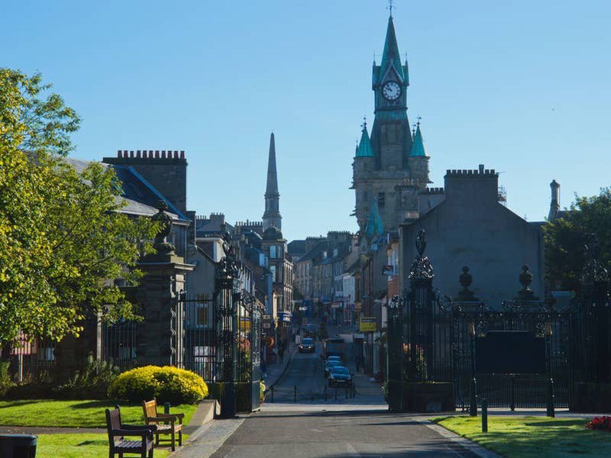 Dunfermline awarded city status as part of Platinum Jubilee ...