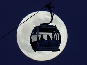 In Pictures: Clear skies provide fine views of Wolf Moon