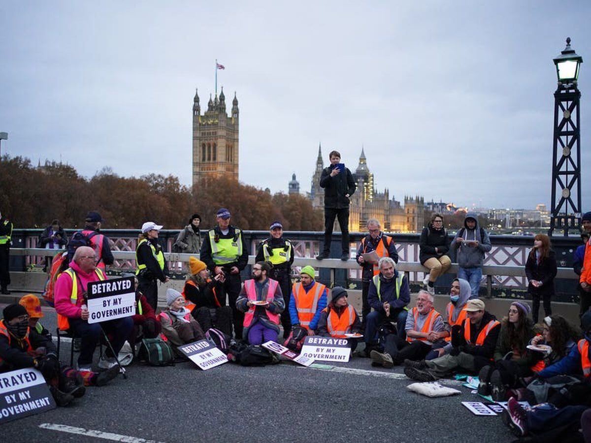 Climate activists block central London bridge Guernsey Press