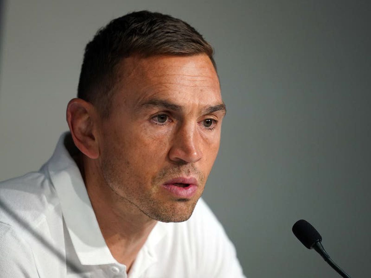 Kevin Sinfield to step away from England setup after summer tour