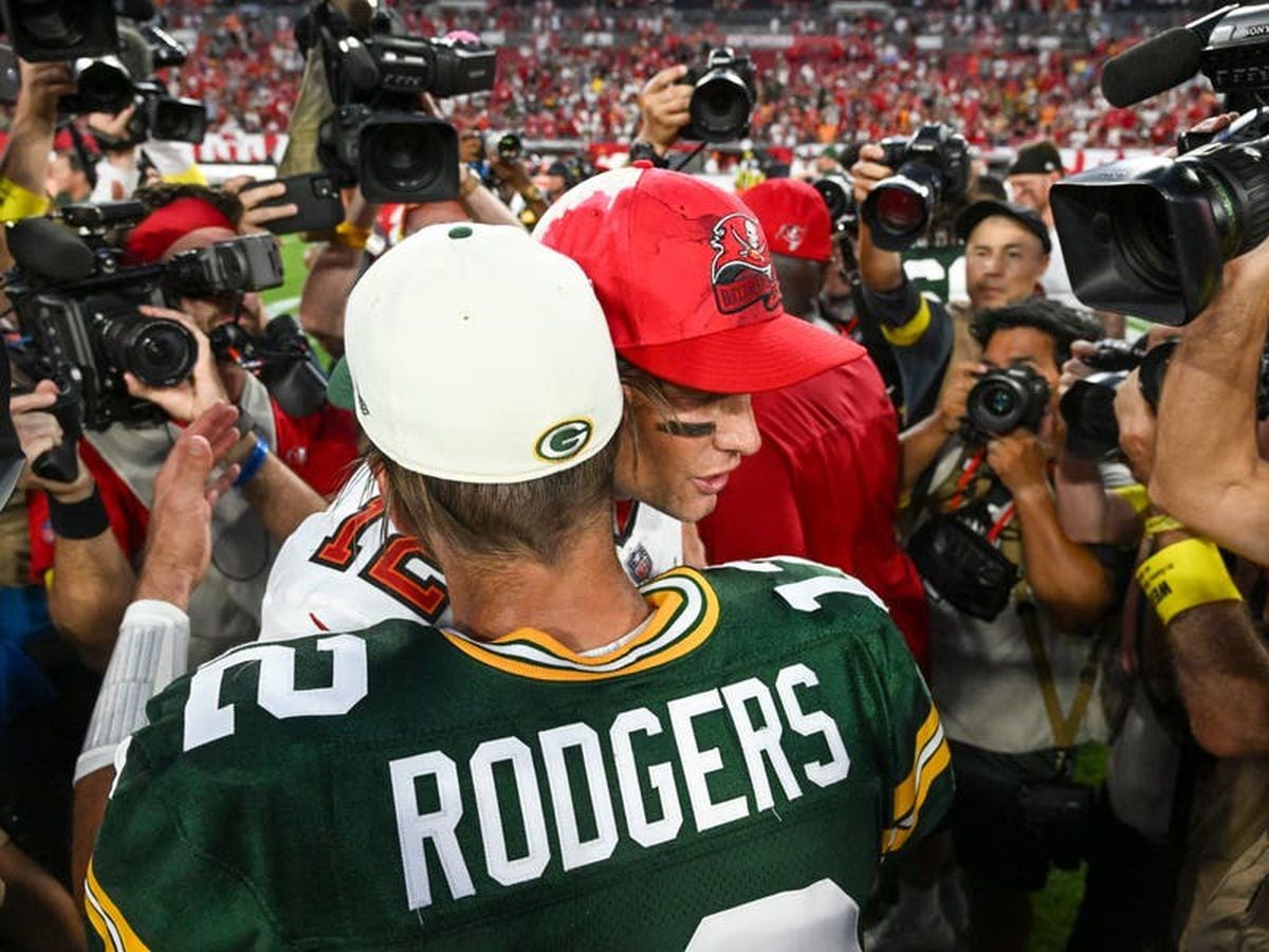 Aaron Rodgers edges Tom Brady as Green Bay Packers hold off Tampa