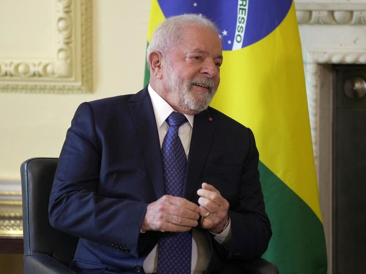 Brazilian leader Lula calls for efforts to free Julian Assange