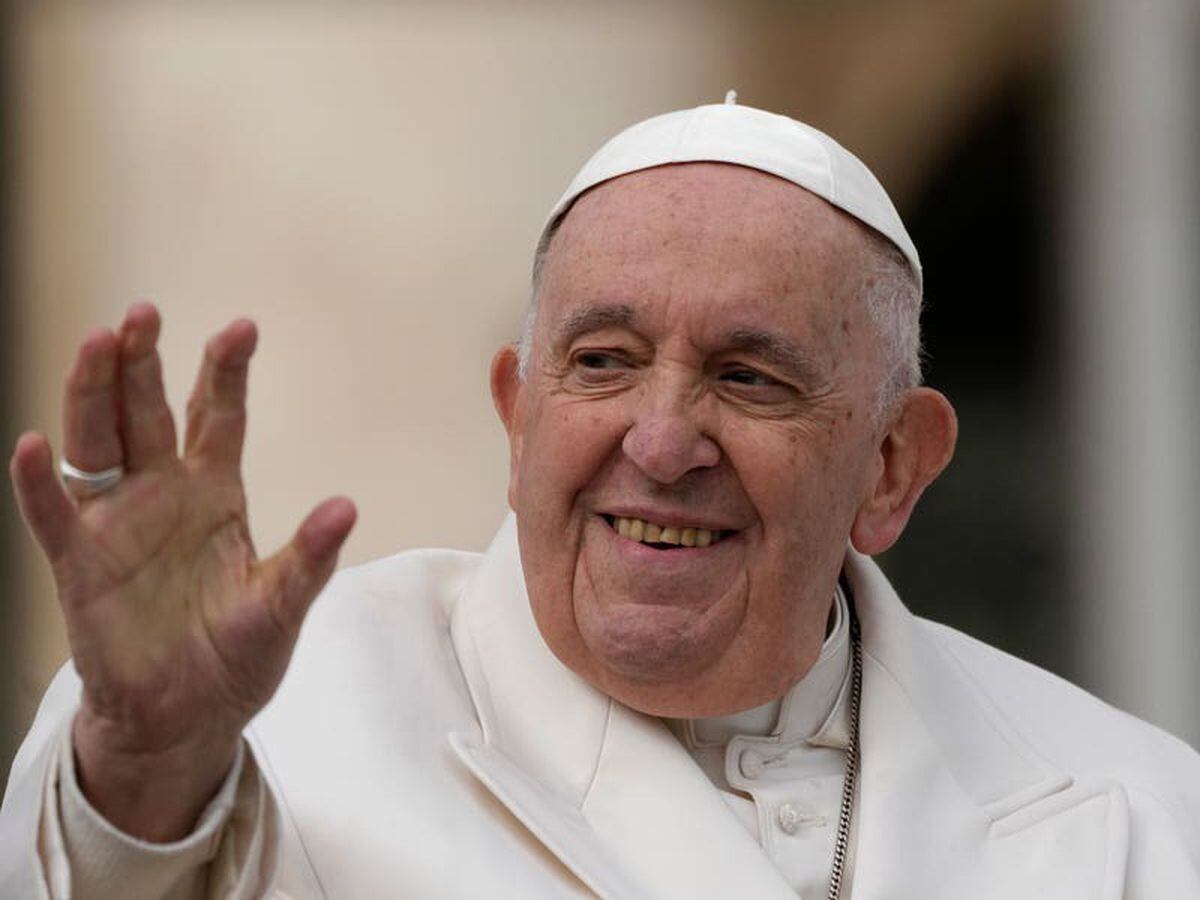 Pope Francis leaves hospital after bronchitis treatment | Guernsey Press