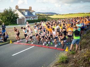 Picture by Sophie Rabey.  18/09/22.   Butterfield Half Marathon Action.  Lâerre to Town.. (31279416)
