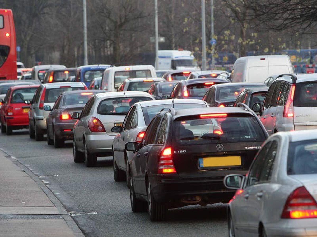 Northern cities hit by increase in traffic jams due to rail strikes