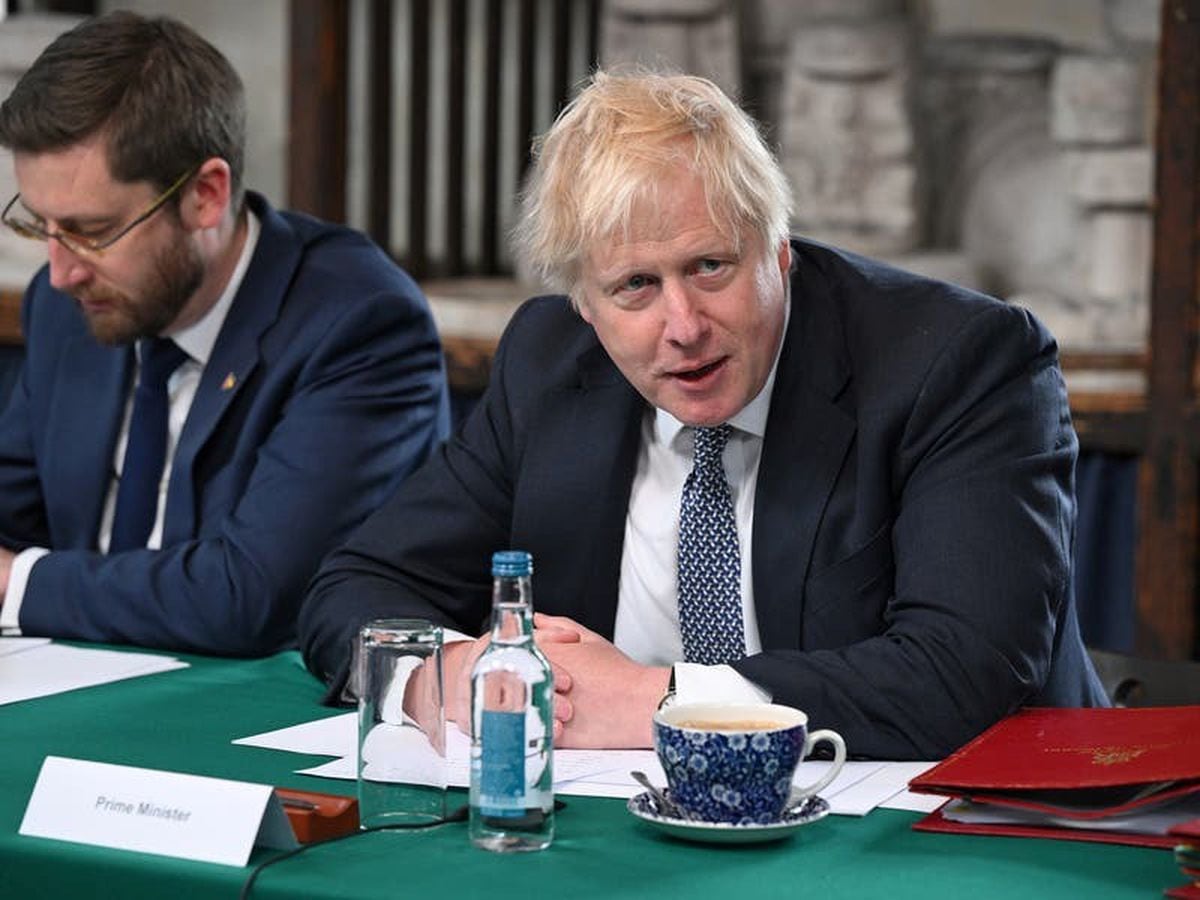 Cost-of-living crisis: Boris Johnson wants to cut 90,000 civil servants