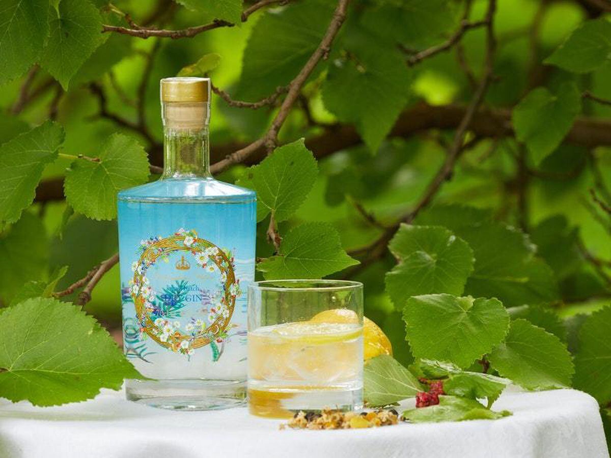 Buckingham Palace Gin Sells Out Online In Eight Hours Guernsey Press 