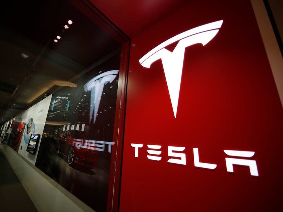 Tesla recalls 363,000 Full Self-Driving vehicles to fix 'defect'