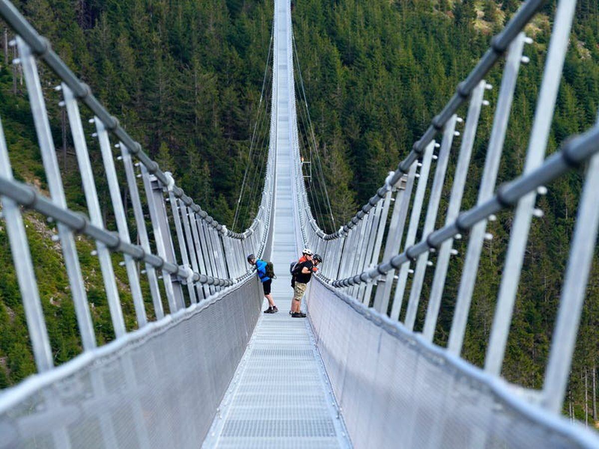Longest pedestrian suspension bridge opens at Czech resort