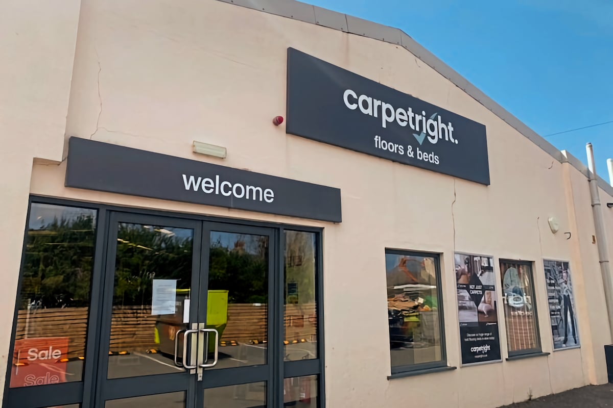 Carpetright store shuts as UK owner in administration