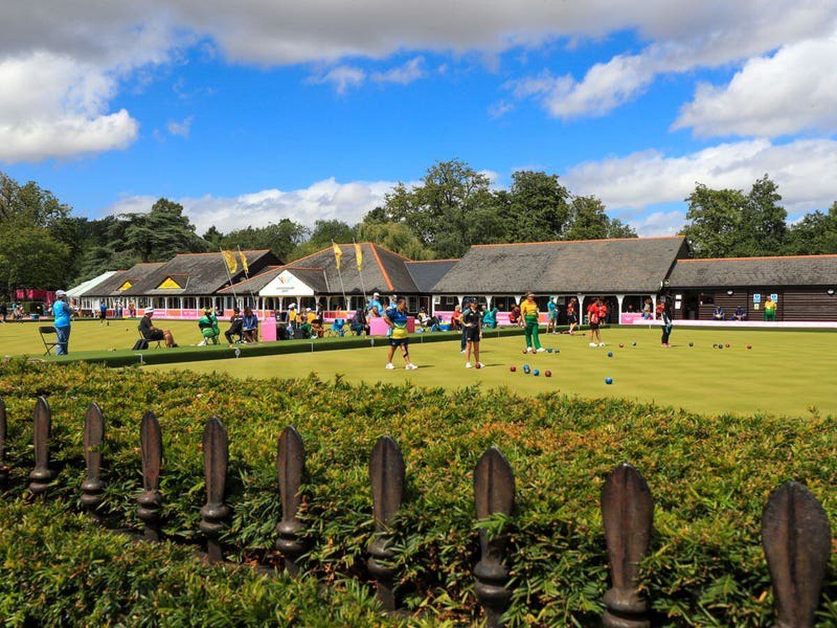 Commonwealth Games bowls brings colour and song to Royal Leamington Spa