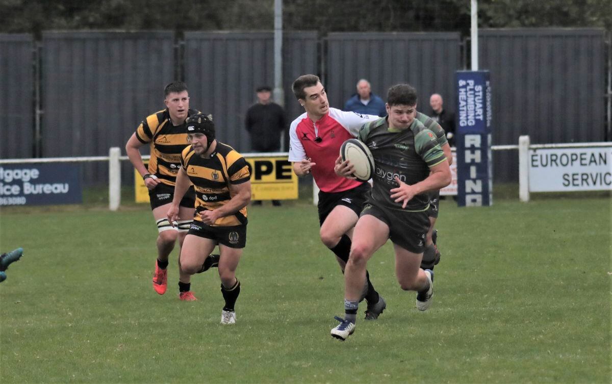 Raiders centre Ethan Smith breaks away to score an intercept try against Hinckley. (Picture by Mike Marshall, 30120634)