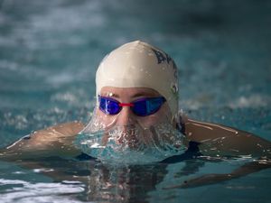 Picture By Peter Frankland. 26-11-22 Swimming - GASA Island Championships. Oriana Wheeler. (31512621)