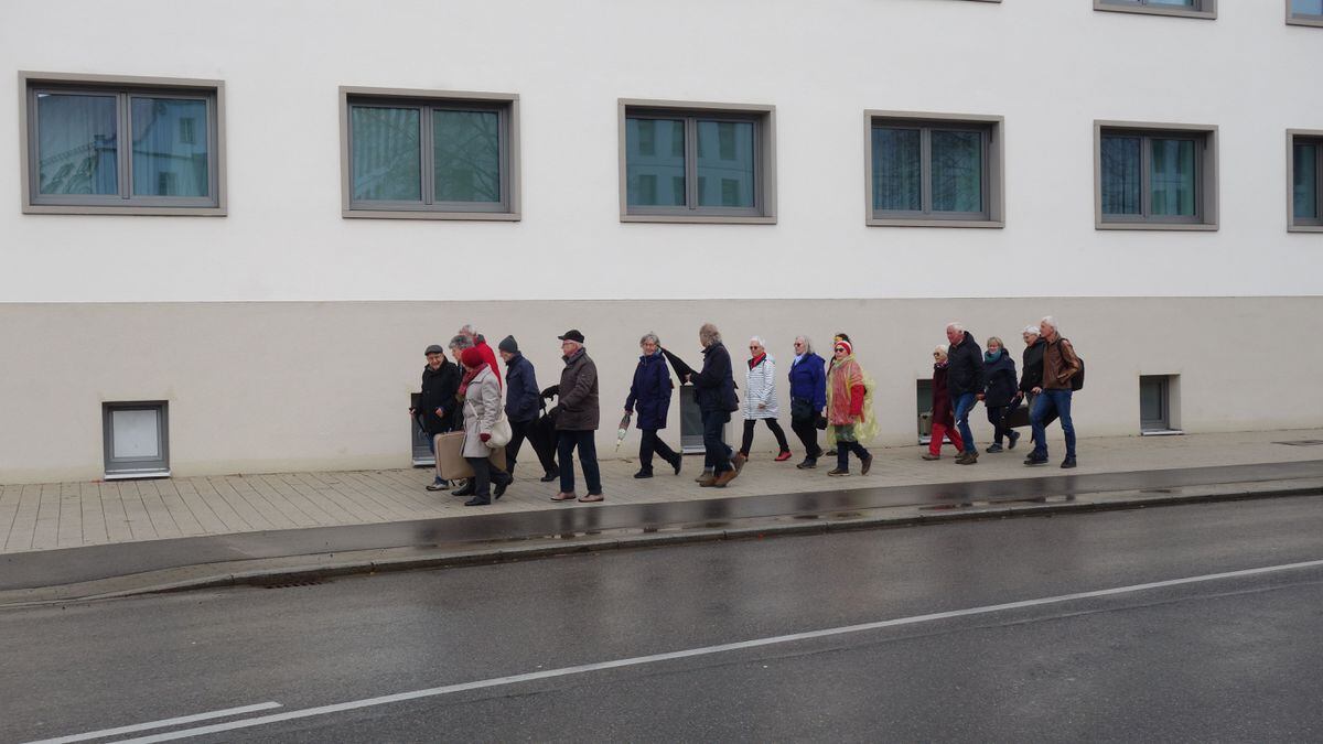 Commemorative walk by members of the Biberach Friends of Guernsey, picture by Helga Reiser (31489265)