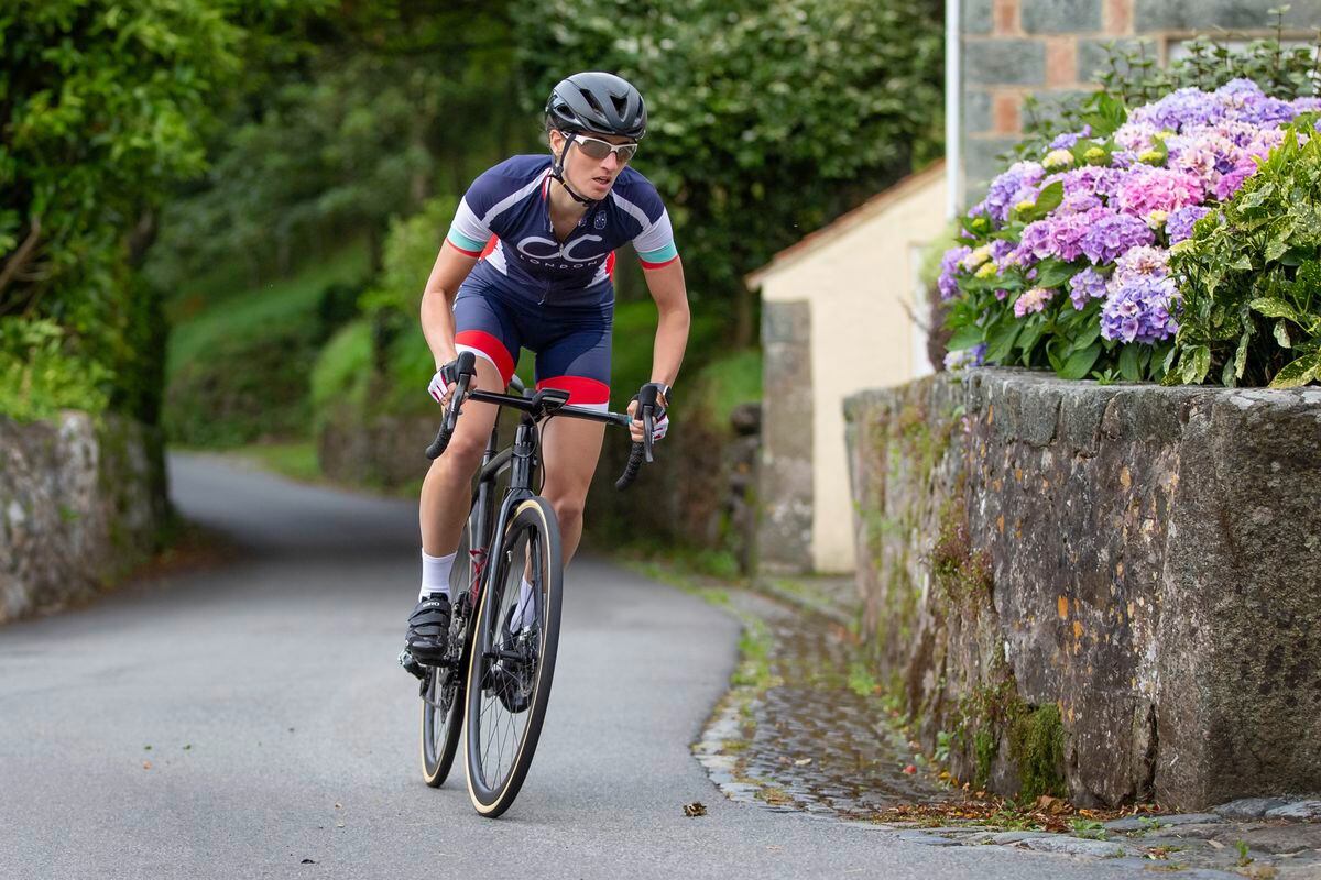 Welcome sight: The London-based Jamie-Lee Wright sails up the Rue des Valniquets climb. (Picture by Martin Gray, 29823476)