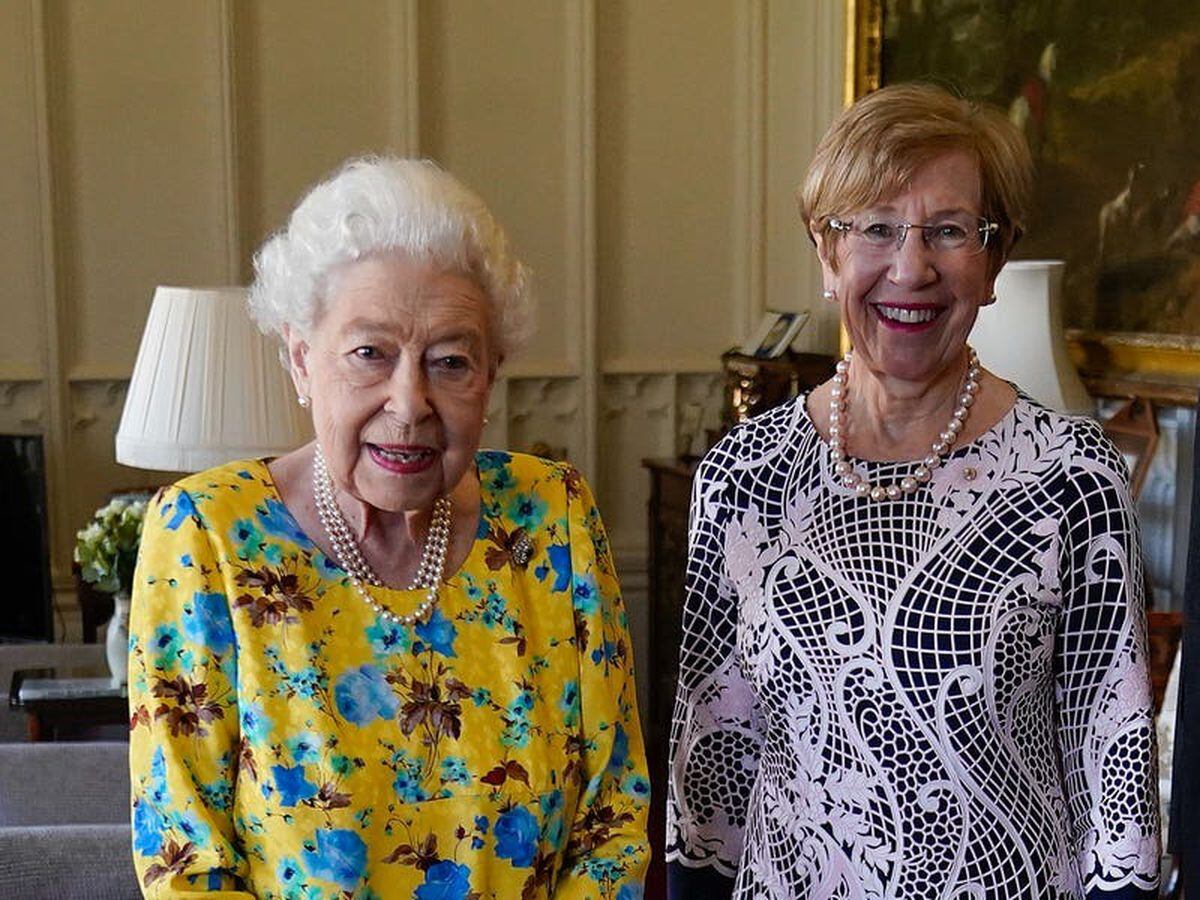 Queen holds in-person audience with Governor of New South Wales